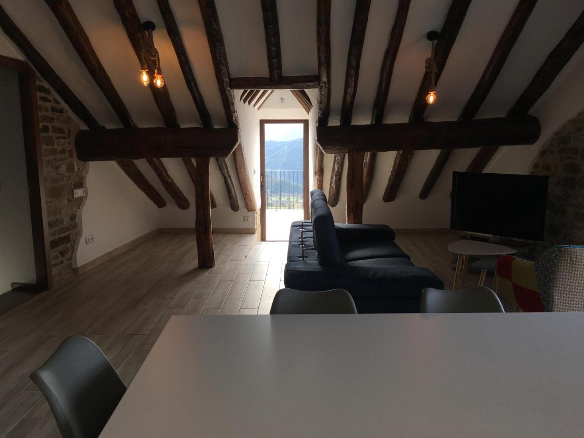 Apartamentos Bajo Pena Apartamentos Sanlorien El Pueyo de Araguás Zewnętrze zdjęcie