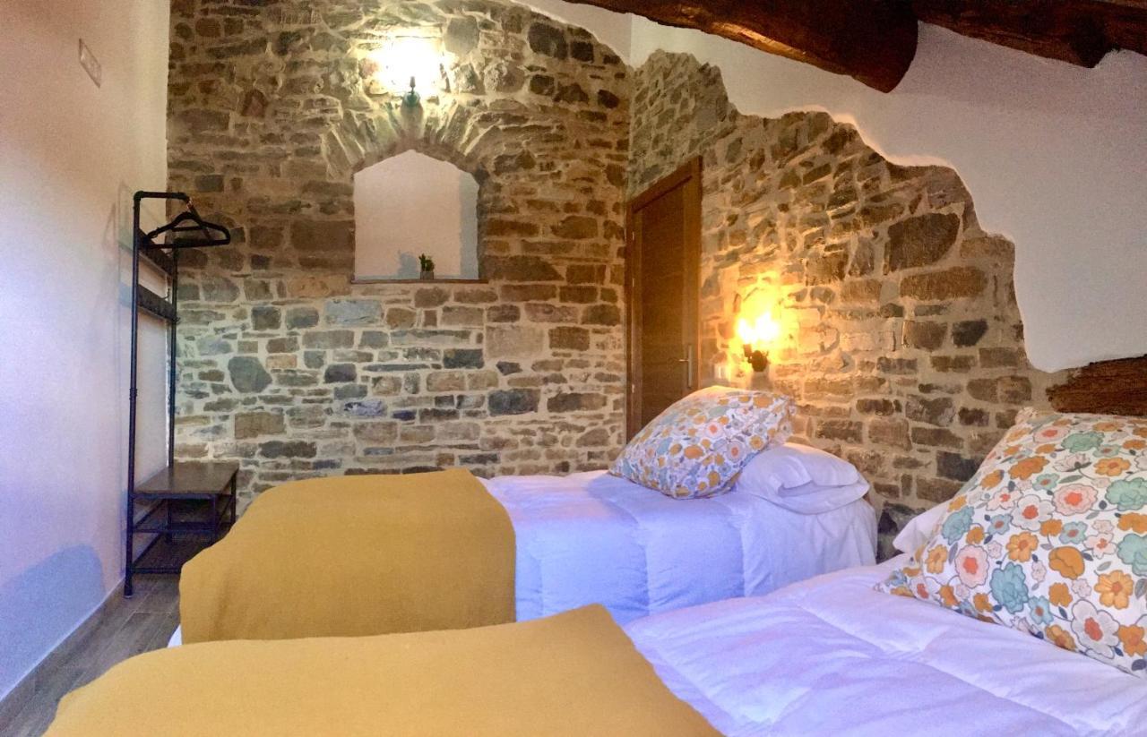 Apartamentos Bajo Pena Apartamentos Sanlorien El Pueyo de Araguás Zewnętrze zdjęcie