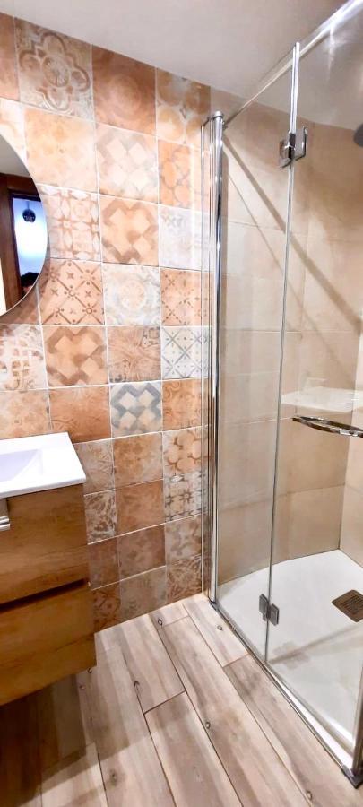 Apartamentos Bajo Pena Apartamentos Sanlorien El Pueyo de Araguás Zewnętrze zdjęcie